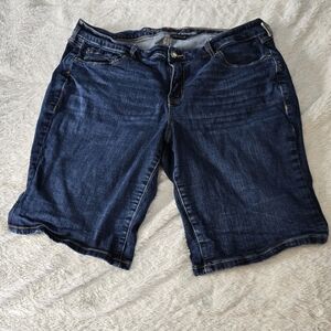 Torrid 10" Bermuda Shorts